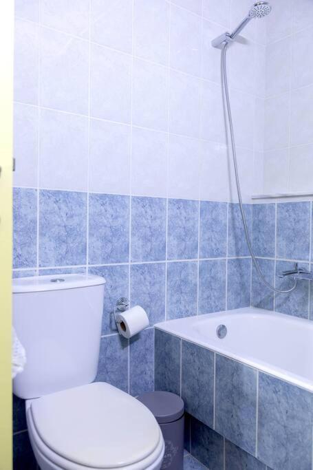 Lux House In A Private Area Apartment Heraklion  ภายนอก รูปภาพ