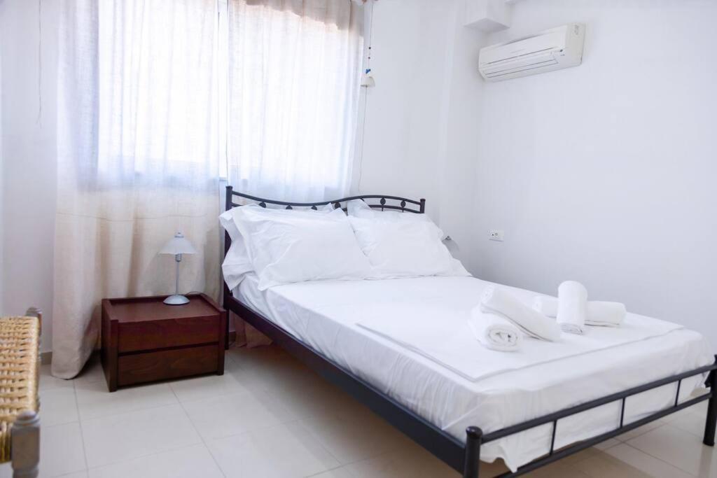 Lux House In A Private Area Apartment Heraklion  ภายนอก รูปภาพ
