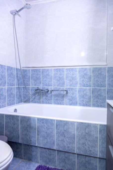 Lux House In A Private Area Apartment Heraklion  ภายนอก รูปภาพ